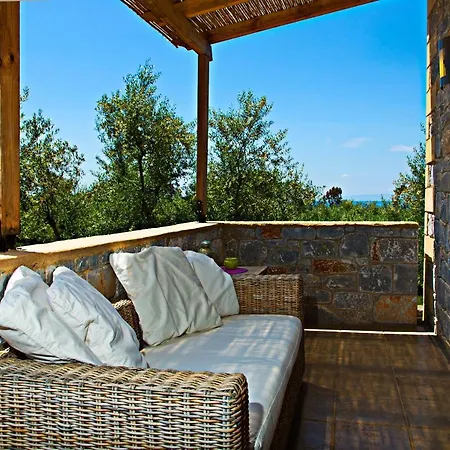Kardamili Villas *